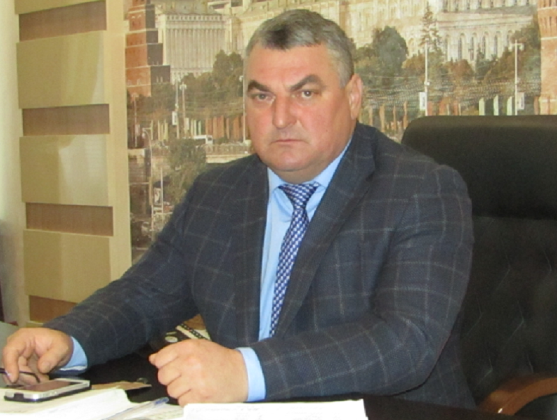 Глава района и председатель Совета народных депутатов поздравили ольховатцев с Днем защитника Отечества.