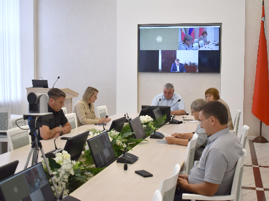 Заместитель председателя Правительства провел приём граждан.